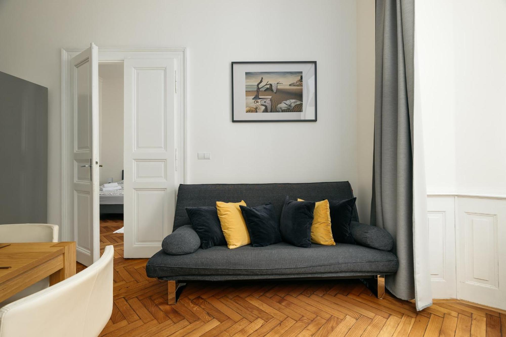 Comfortable And Cosy Apt A Few Steps From Dancing House And Naplavka Dance Прага Экстерьер фото